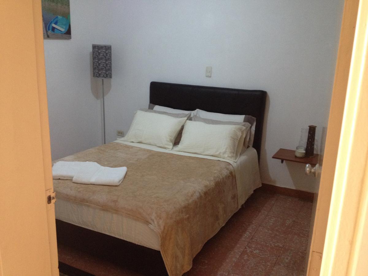 The Kings And Queens Hostel Medellín Kültér fotó